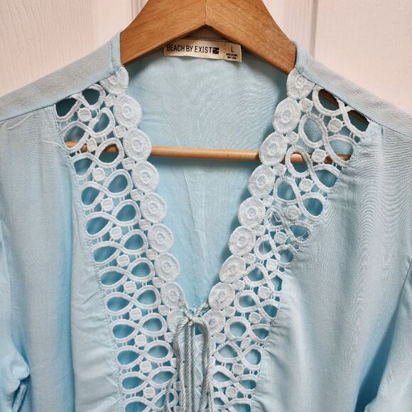 Beach By Exist Top Womens L Blue Crochet Lace V Neck 3/4 Sleeve Crop Elastic Hem - Picture 3 of 15